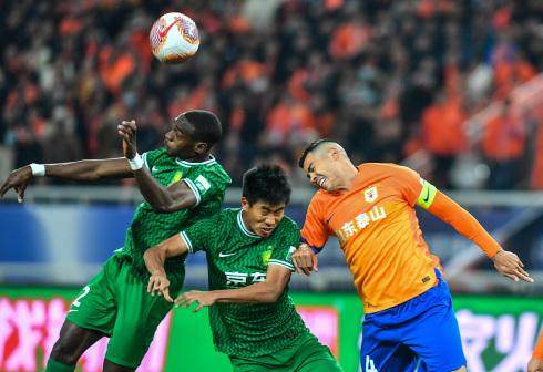 崔康熙大轮换“变”出泰山未来 新人齐声:感谢崔导